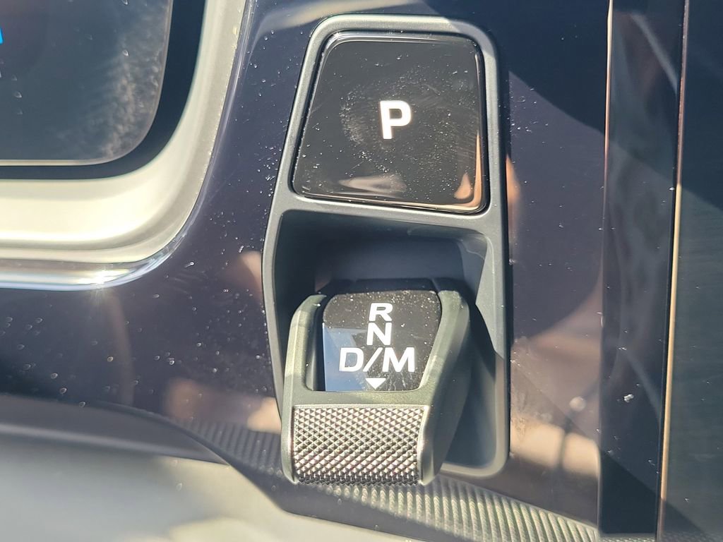 Certified 2025 Porsche Cayenne image 33