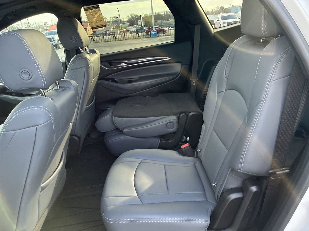 Used 2023 Buick Enclave Essence w/ Experience Buick Package AWD/4WD image 19