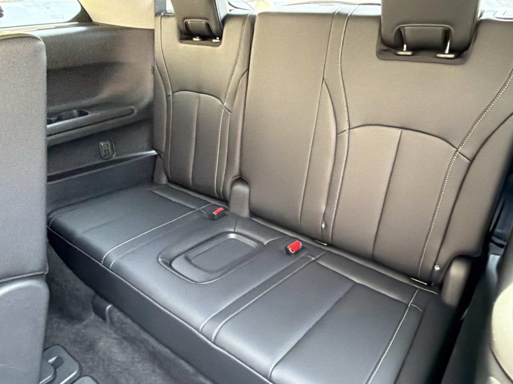 Certified 2026 INFINITI QX60 Pure w/ Cargo Package AWD/4WD image 14