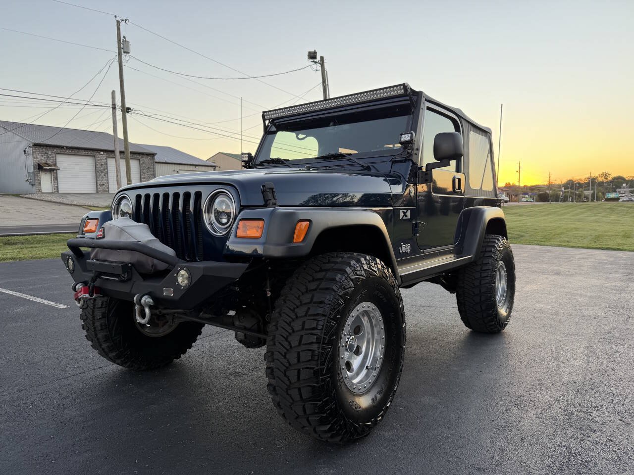 Used 2003 Jeep Wrangler X AWD/4WD image 2
