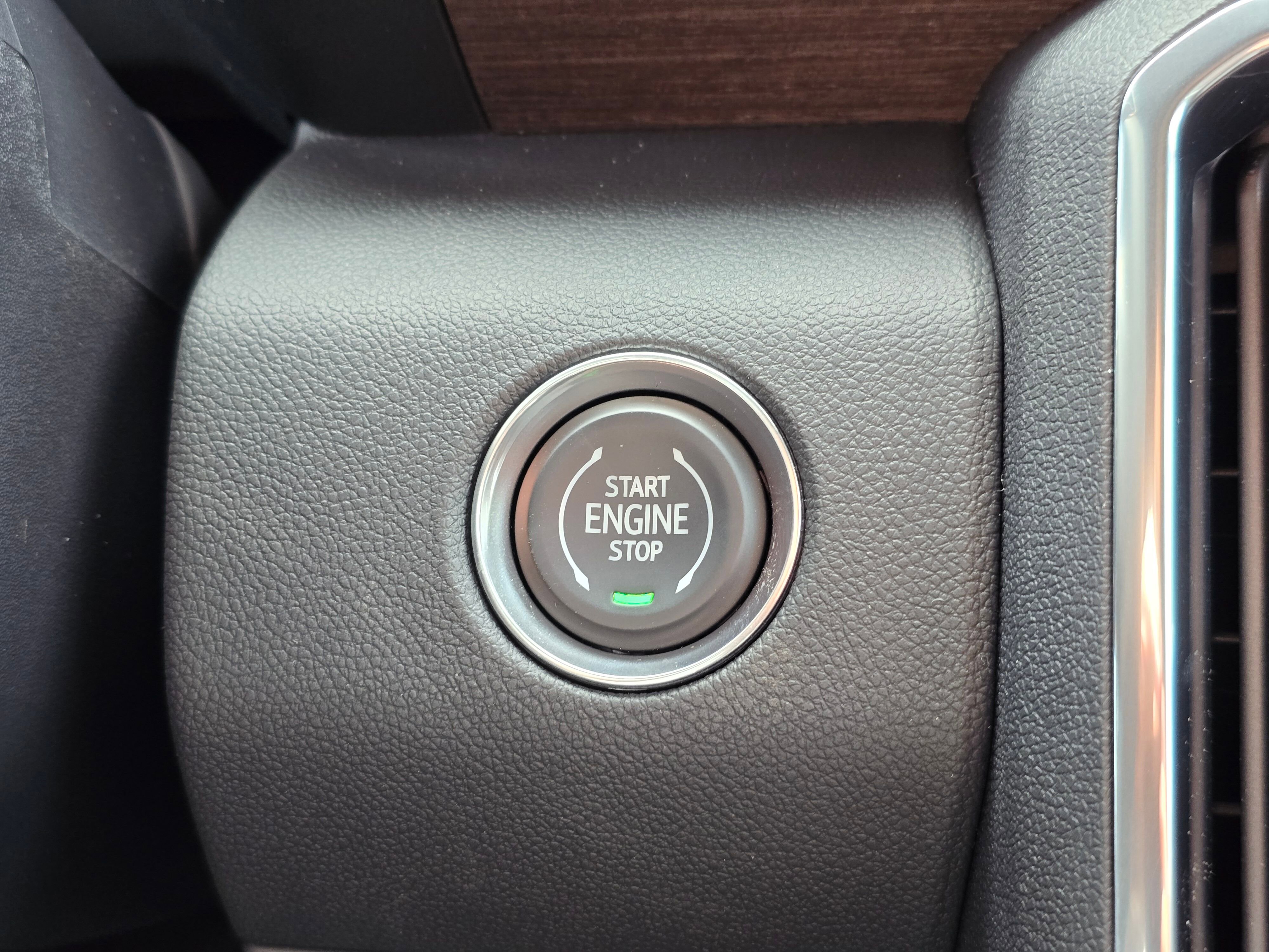 New 2025 GMC Acadia Denali image 26