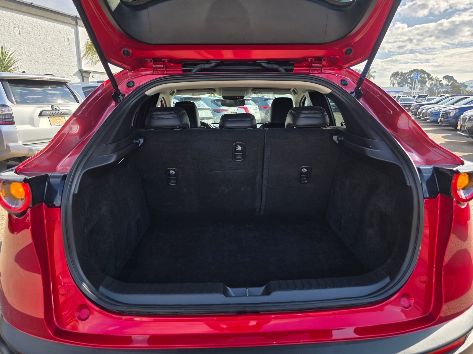 Used 2024 MAZDA CX-30 AWD 2.5 S w/ Select Sport Pkg image 11