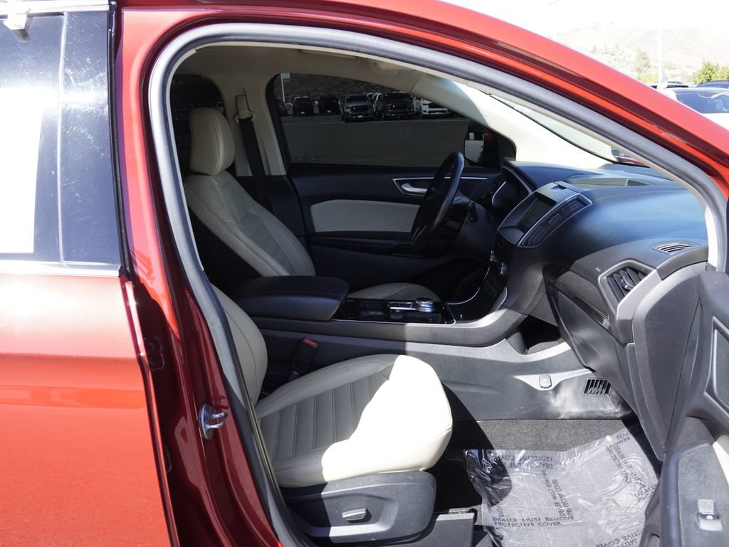 Used 2020 Ford Edge SEL w/ Convenience Package FWD image 34