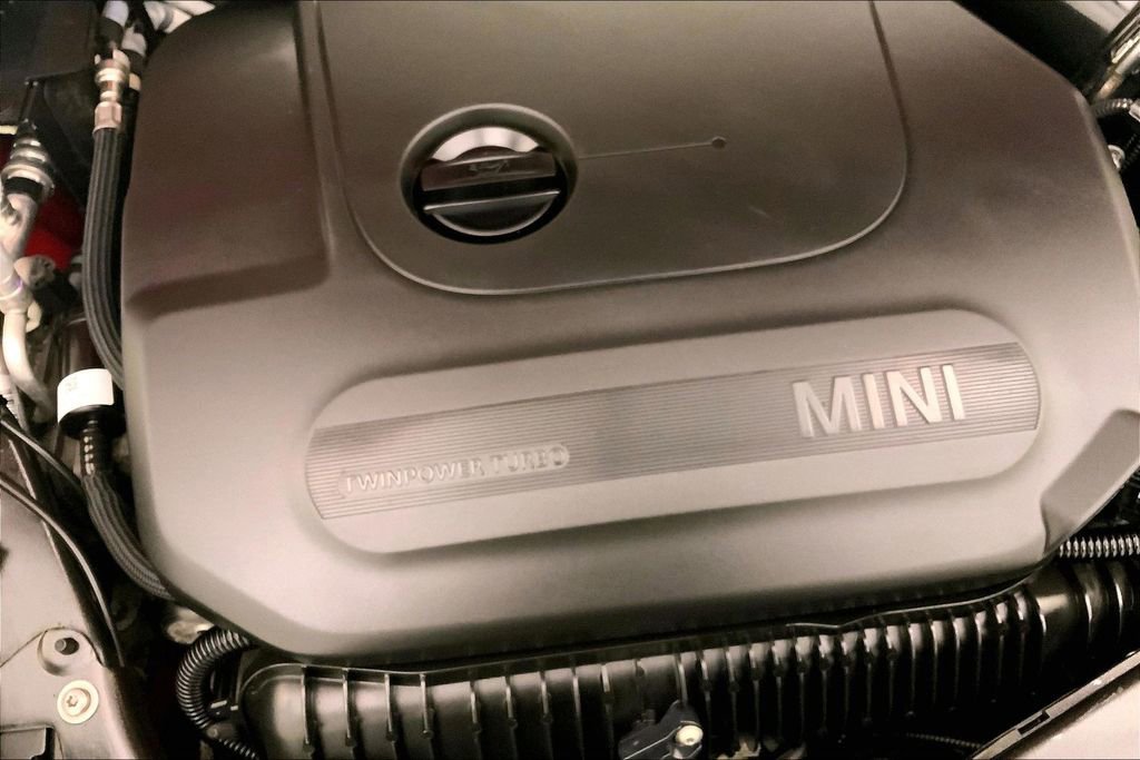 Used 2023 MINI Cooper S w/ Signature Upholstery Package image 30