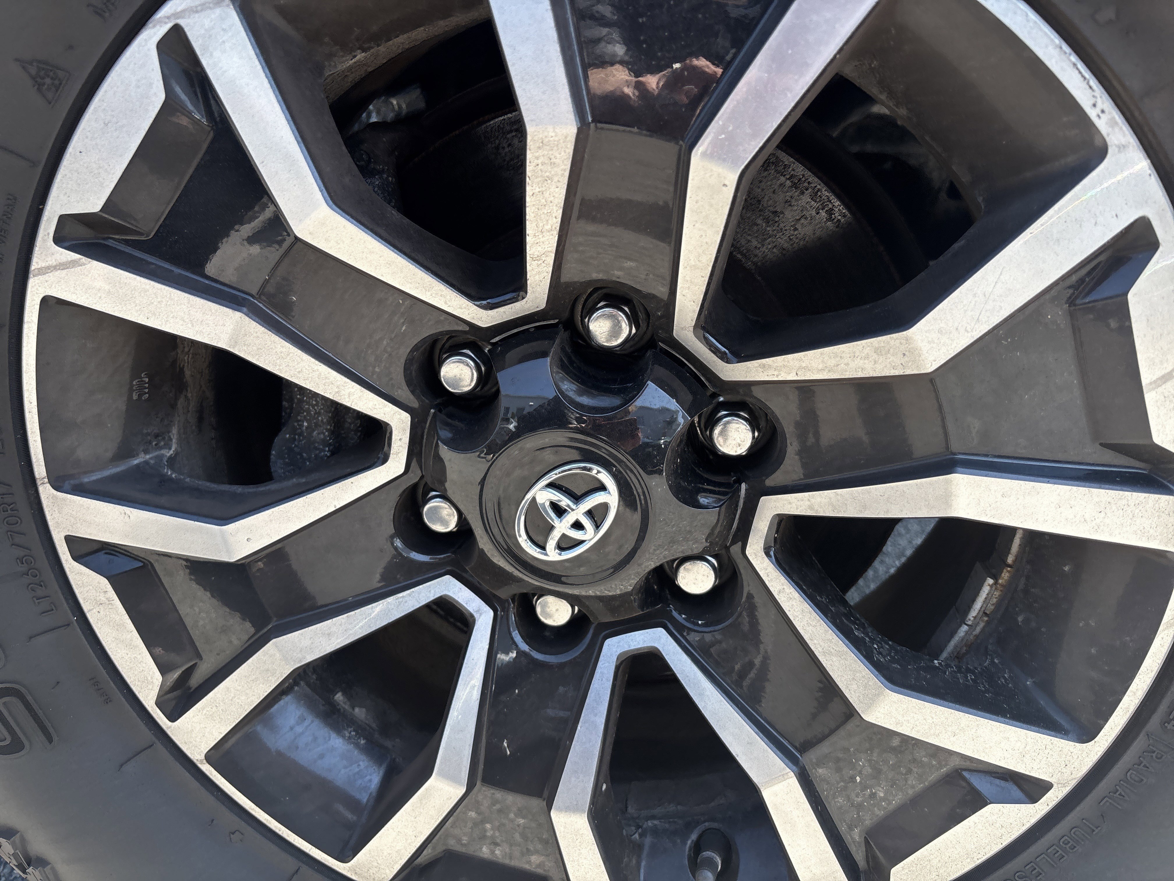 Used 2022 Toyota Tacoma TRD Sport AWD/4WD image 17