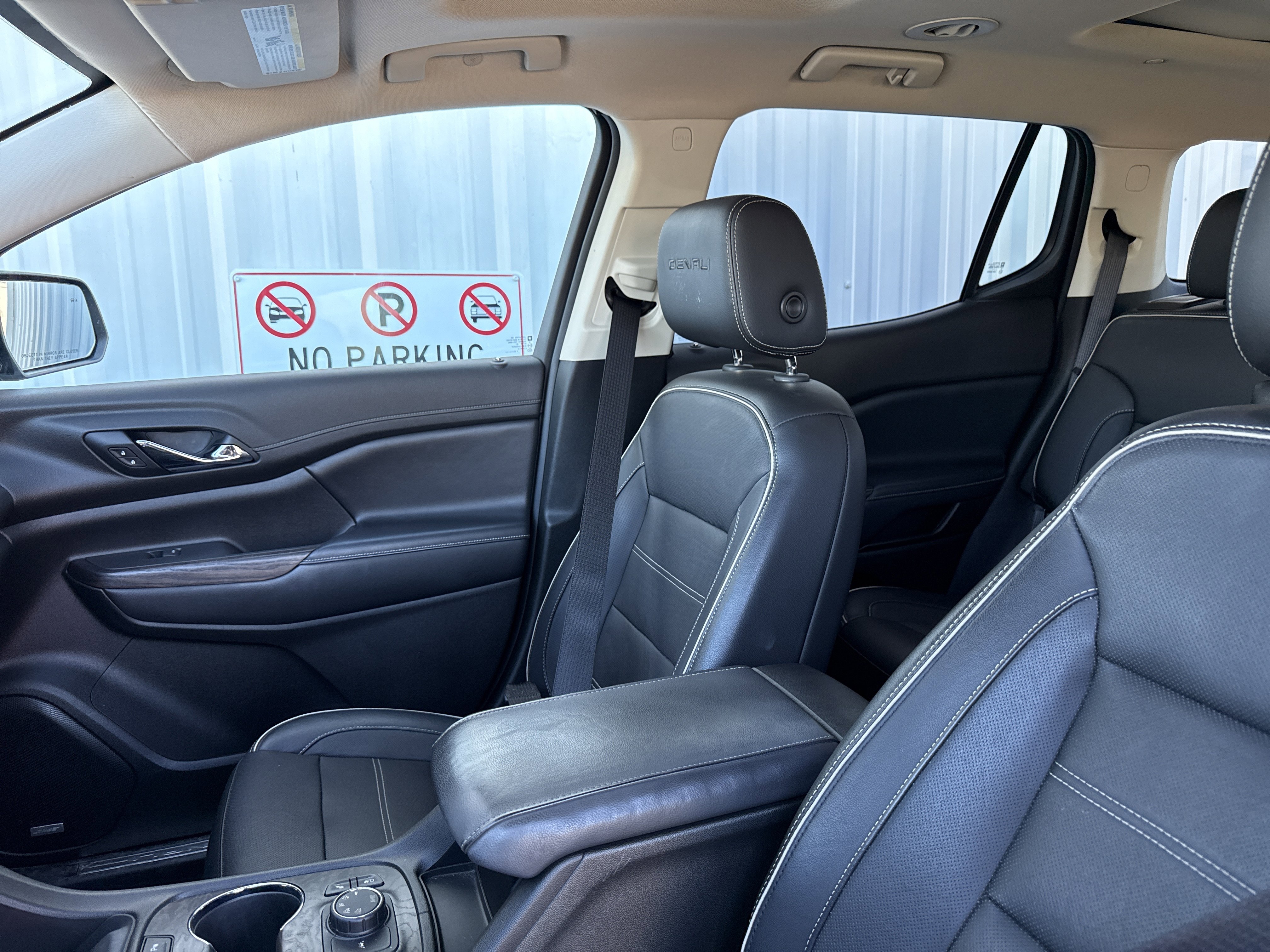 Used 2020 GMC Acadia Denali w/ LPO, 'HIT The Road' Package image 13