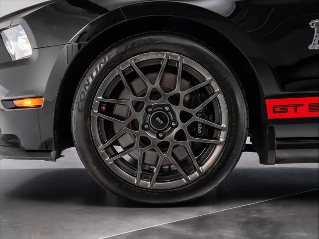 Used 2013 Ford Mustang Shelby GT500 RWD image 15