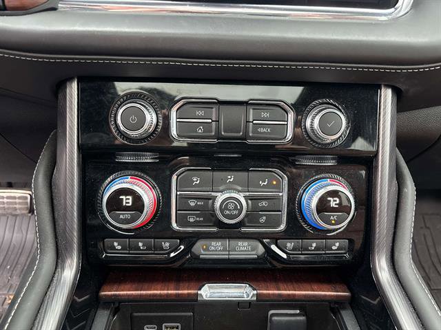 Used 2023 GMC Yukon Denali Ultimate image 33