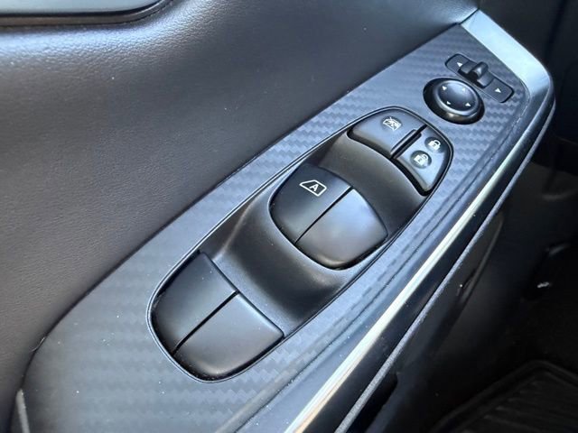 Used 2022 Nissan Sentra SR w/ SR Premium Package FWD image 21