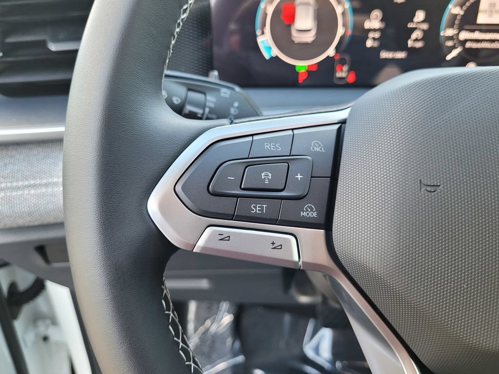 New 2026 Volkswagen Tiguan S FWD image 21