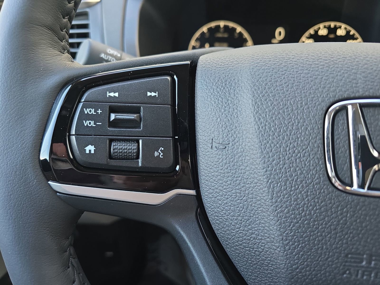 New 2026 Honda Odyssey Elite image 18