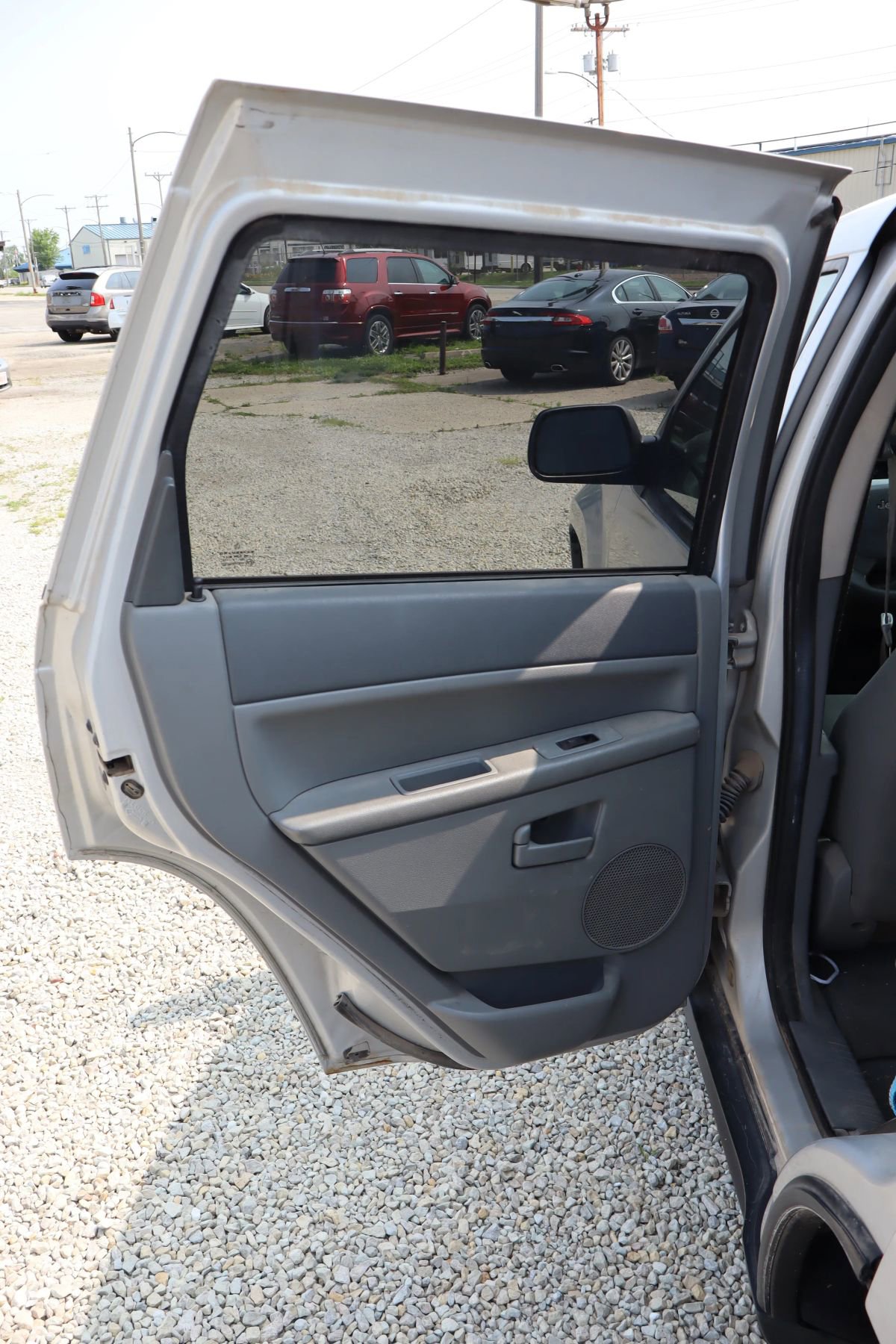 Used 2005 Jeep Grand Cherokee Laredo image 12