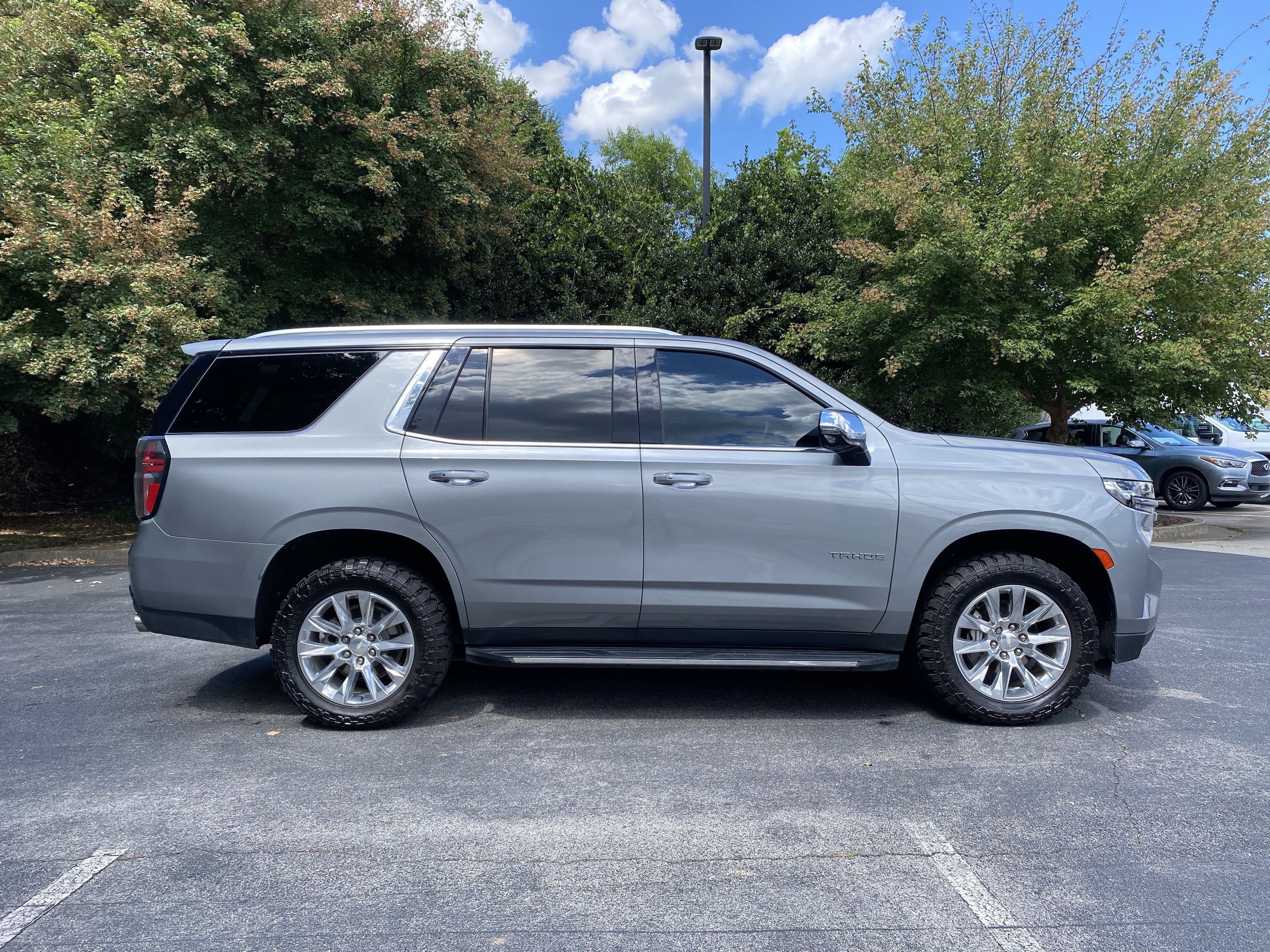 Used 2023 Chevrolet Tahoe Premier AWD/4WD image 10