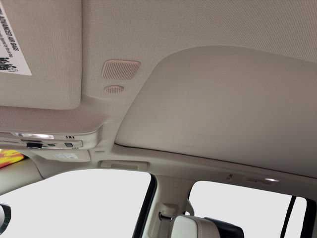 Certified 2024 GMC Yukon XL Denali AWD/4WD image 23