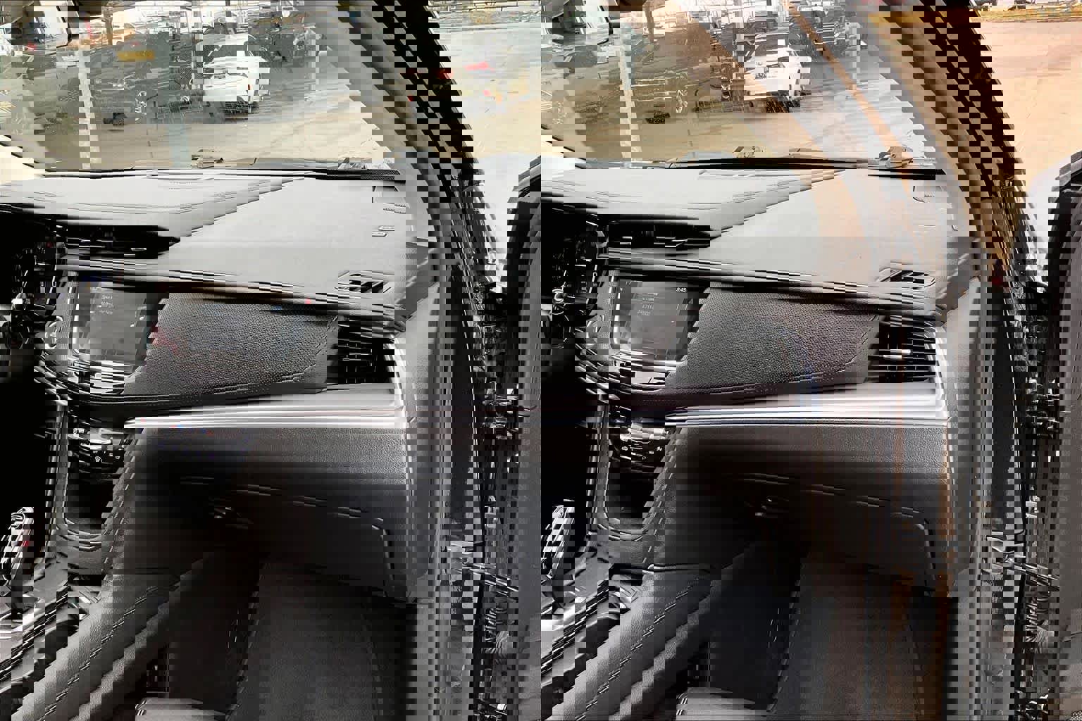 Used 2019 Cadillac XT5 Premium Luxury FWD image 18