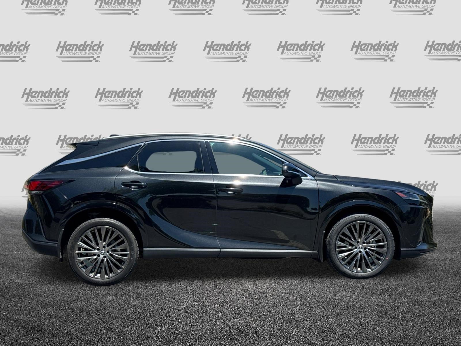 Used 2023 Lexus RX 350 FWD w/ Accessory Package image 3