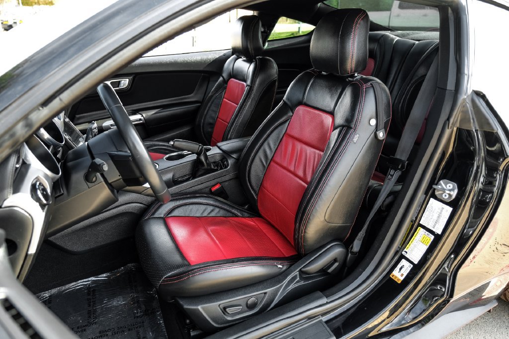 Used 2023 Ford Mustang GT RWD image 31
