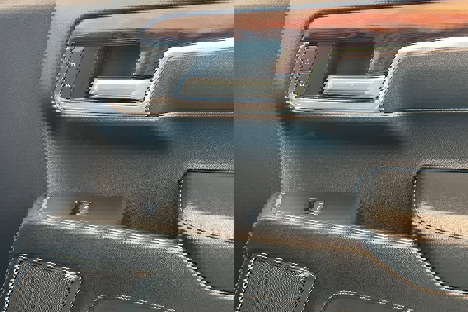 Used 2024 GMC Sierra 1500 SLT image 20