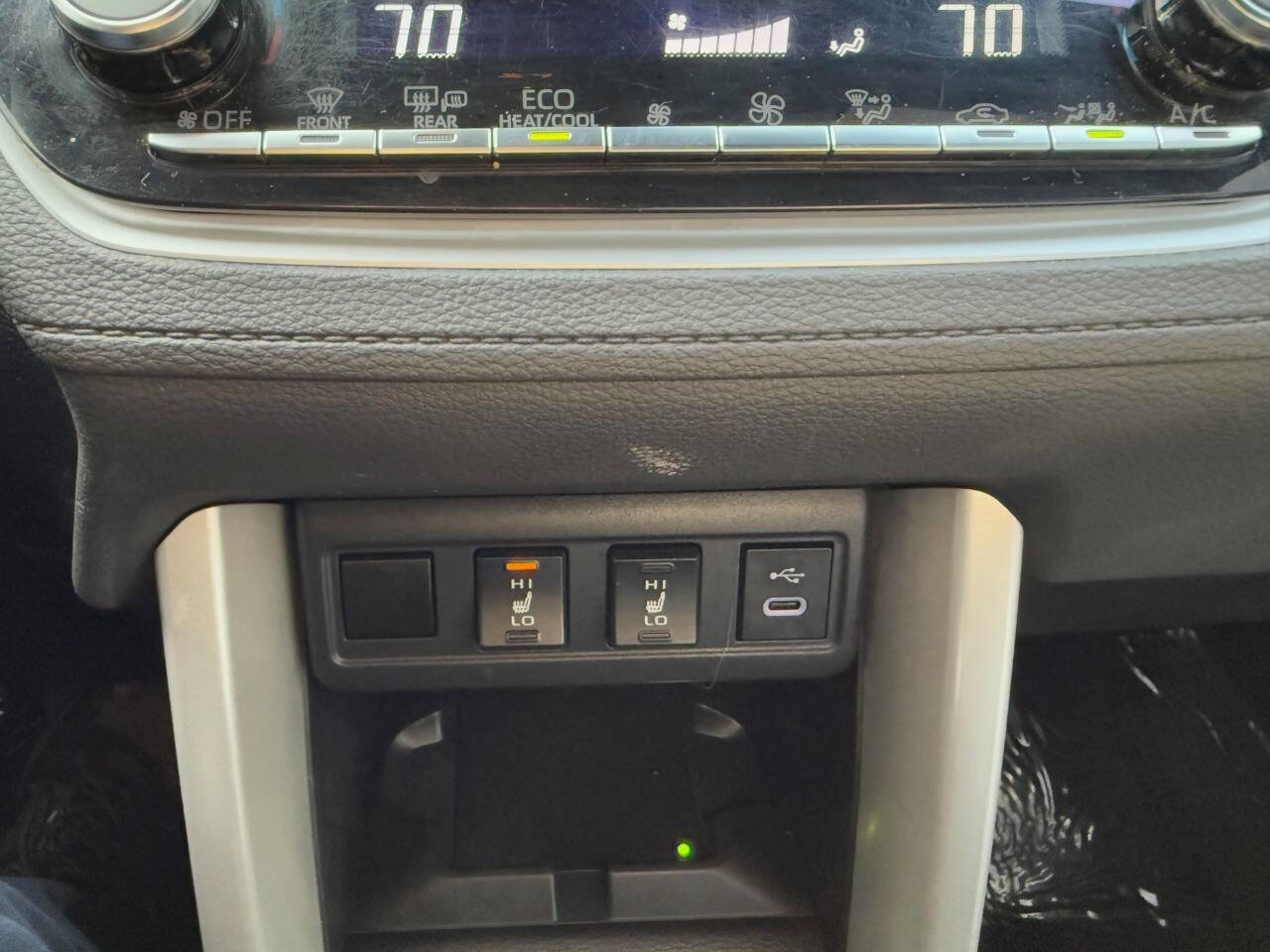 Used 2024 Toyota Corolla Cross AWD Hybrid w/ Convenience Package image 14