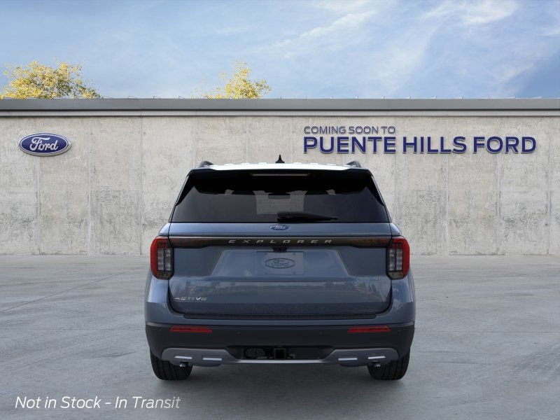 New 2026 Ford Explorer Active RWD image 5
