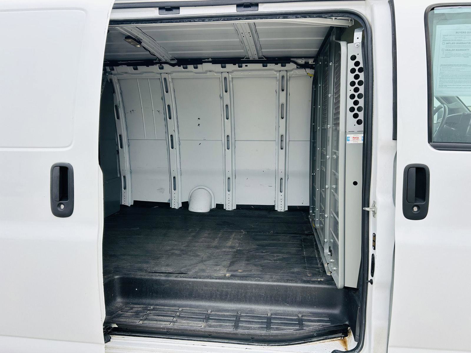 Used 2020 GMC Savana 2500 Extended w/ Driver Convenience Package image 16