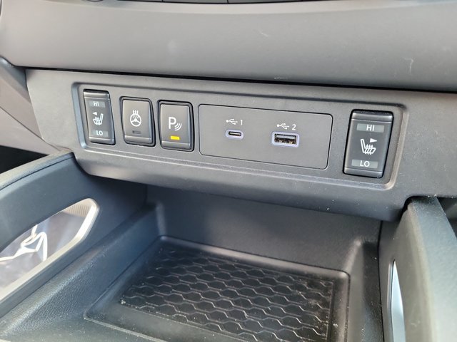 Used 2023 Nissan Frontier SV w/ SV Convenience Package RWD image 30