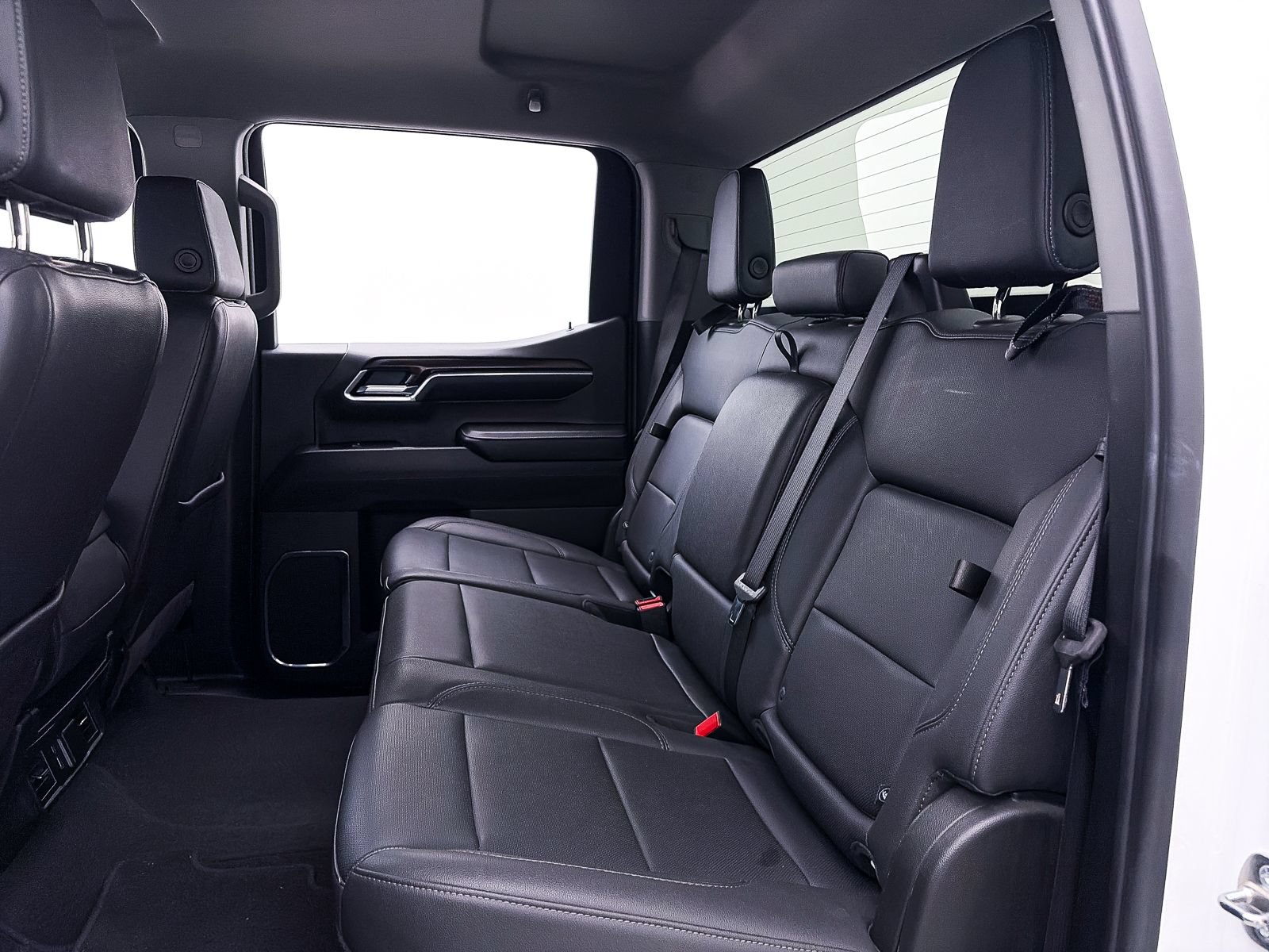 Used 2024 GMC Sierra 1500 SLT AWD/4WD image 36