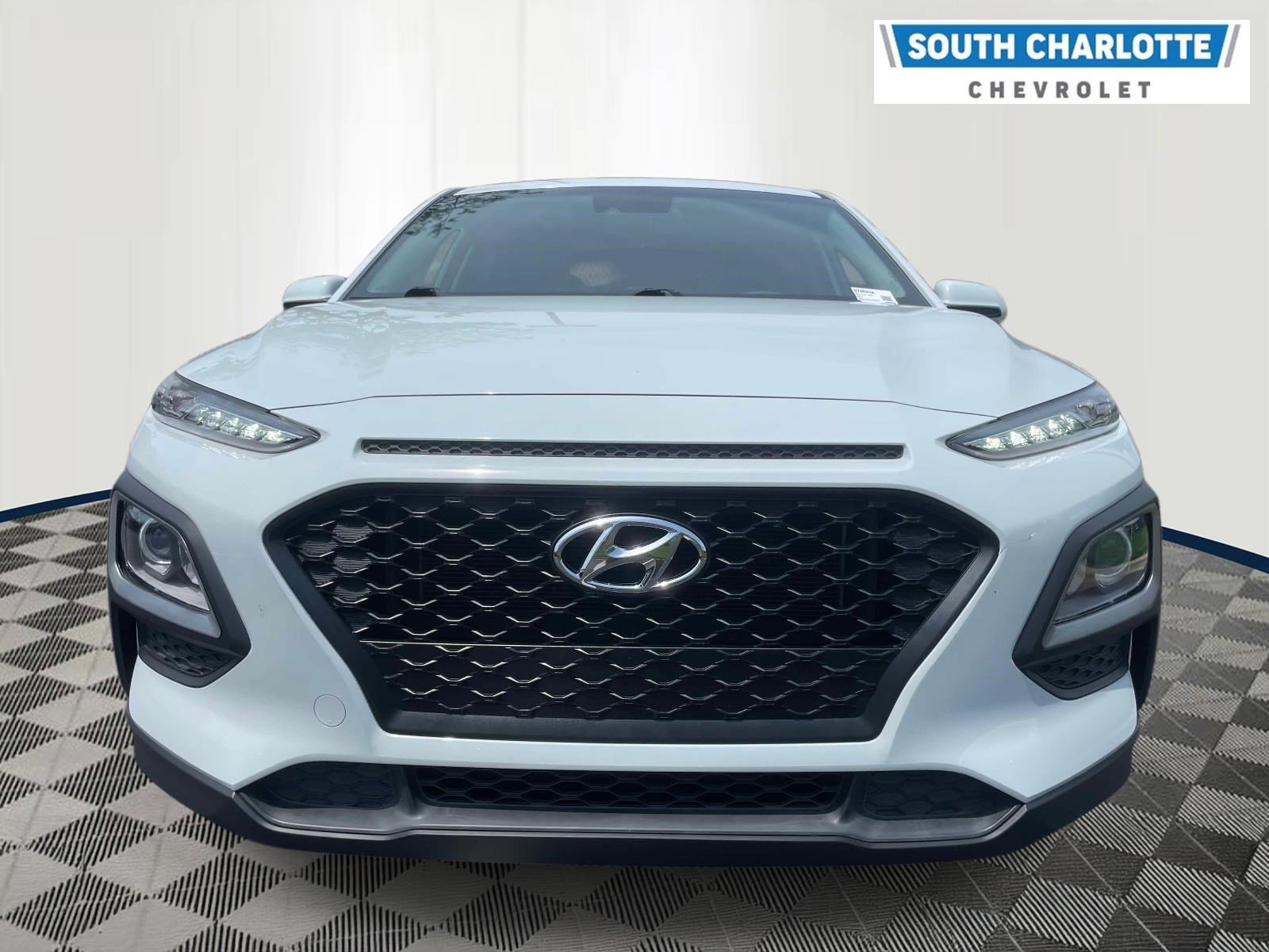 Used 2020 Hyundai Kona SE FWD image 2