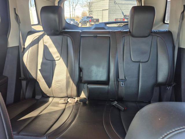 Used 2015 GMC Terrain SLT image 11