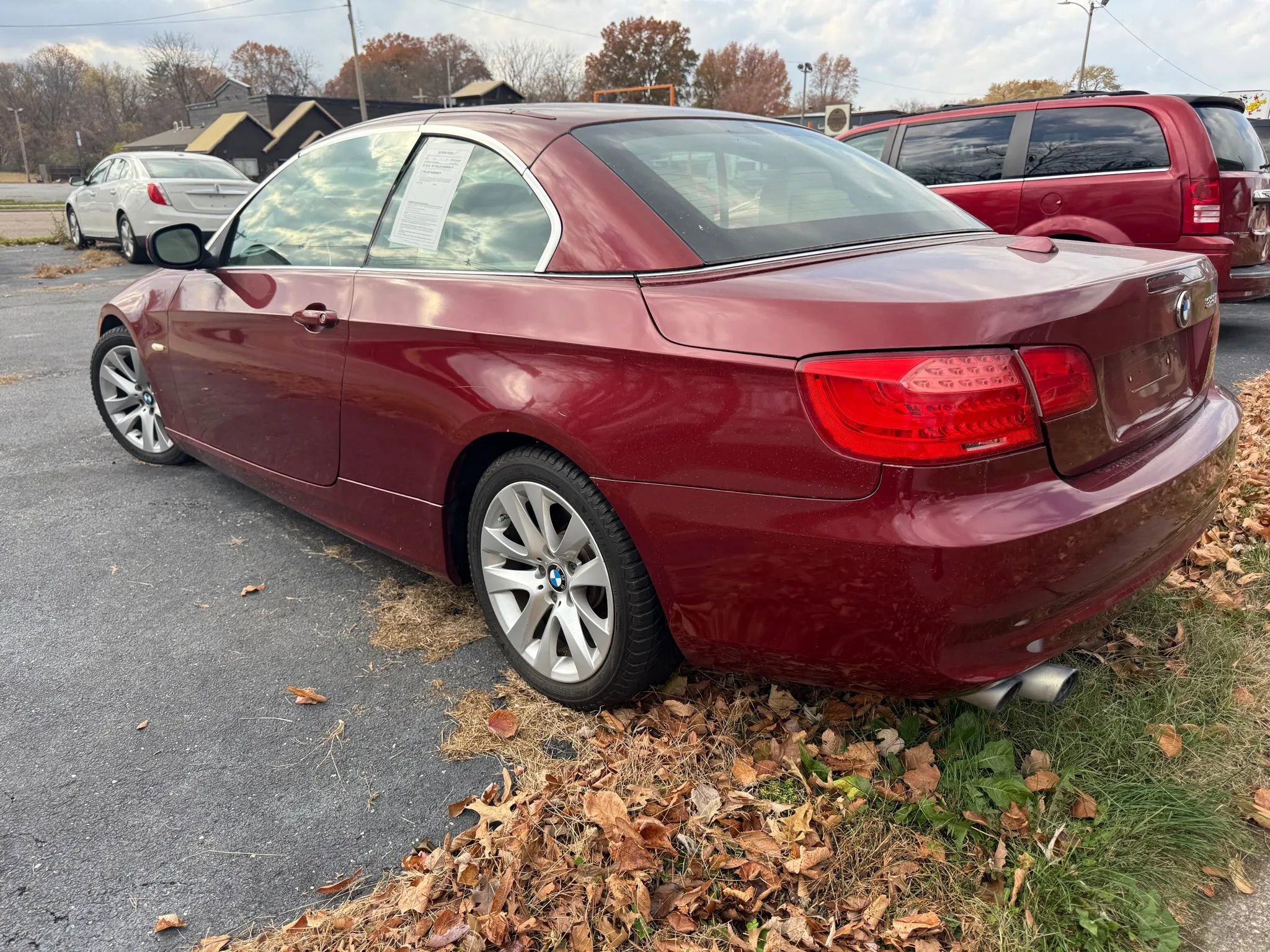 Used 2011 BMW 328i Convertible image 8