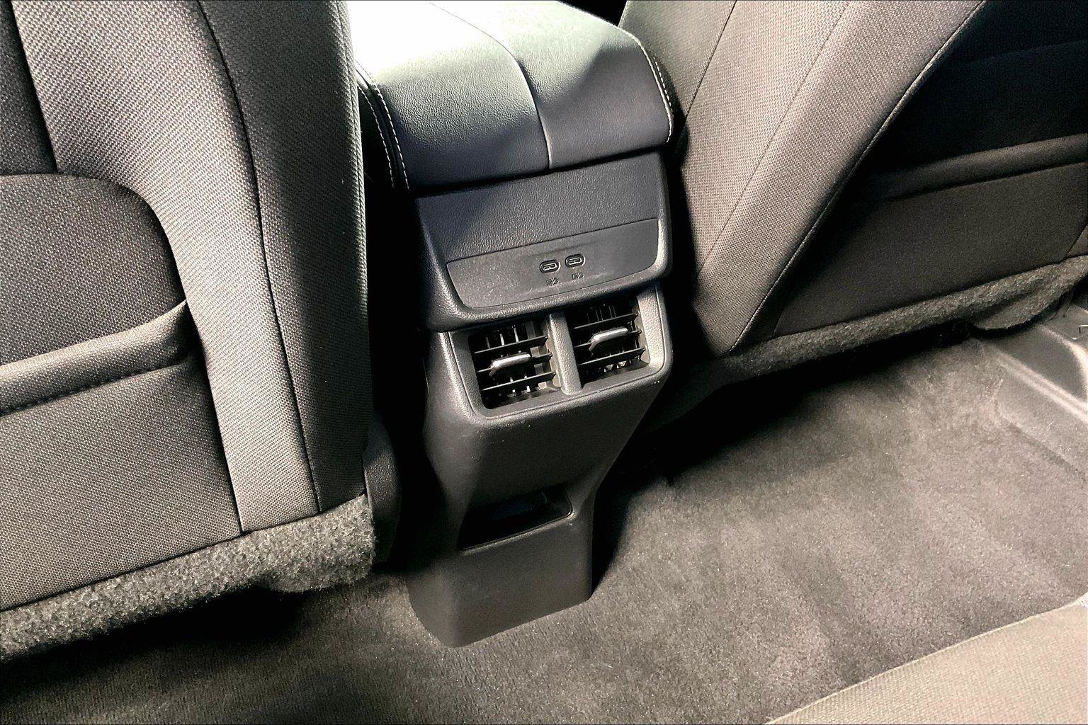 Used 2026 GMC Terrain Elevation FWD image 32