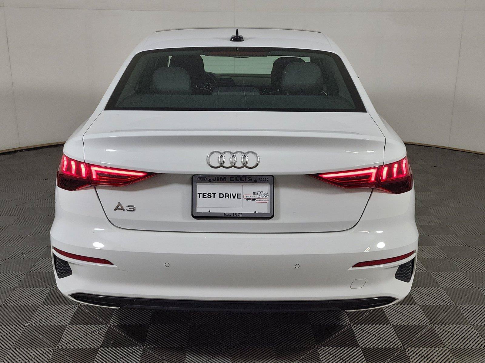 Used 2023 Audi A3 2.0T Premium w/ Convenience Package FWD image 5