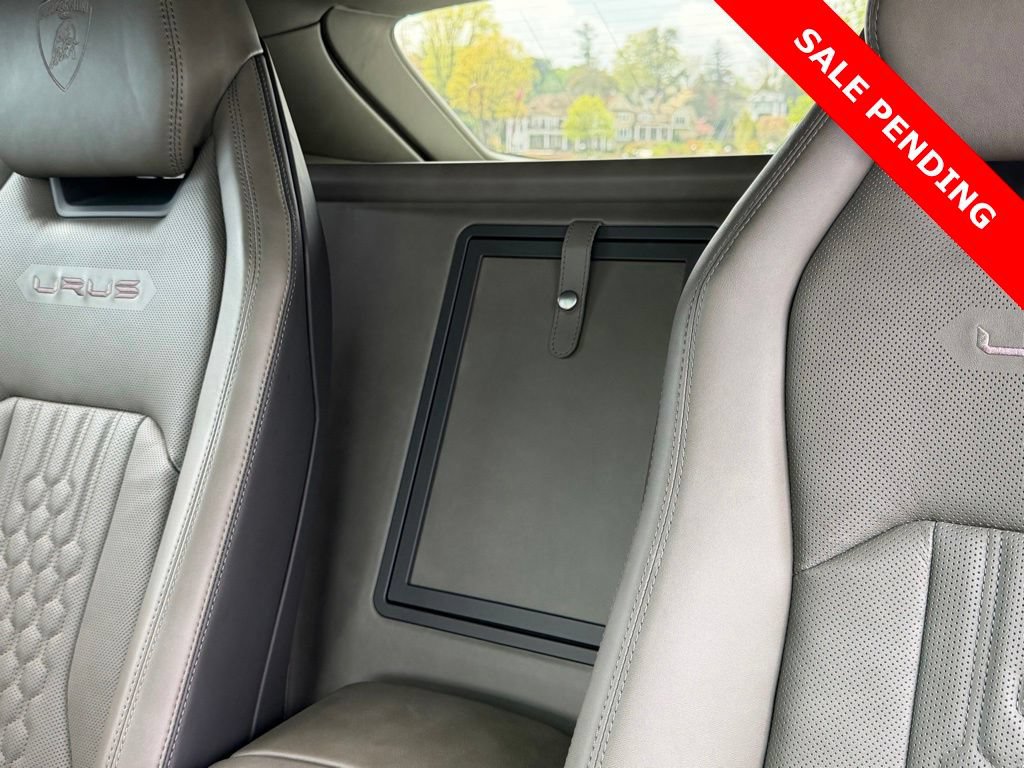 Used 2024 Lamborghini Urus S AWD/4WD image 42