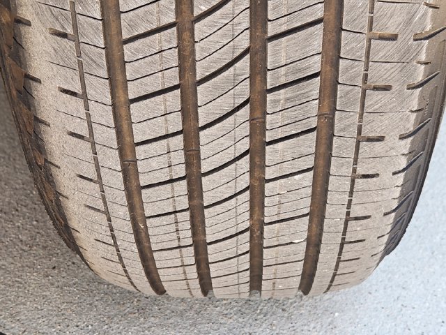 Used 2019 Chevrolet Suburban LT AWD/4WD image 11