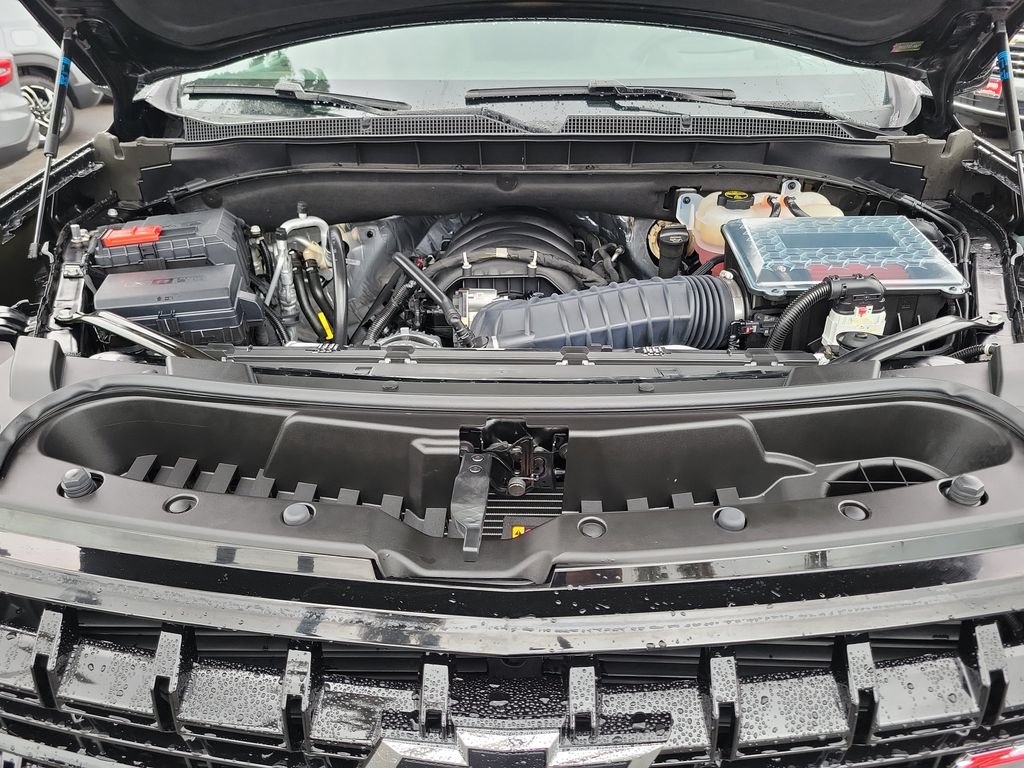 Used 2025 Chevrolet Tahoe Z71 AWD/4WD image 27