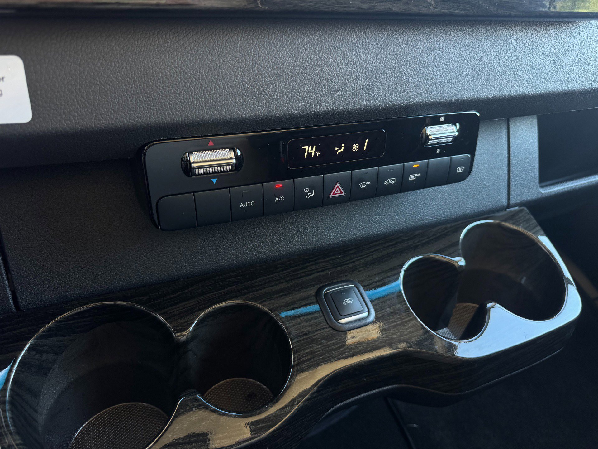 Used 2024 Mercedes-Benz Sprinter 3500 image 26