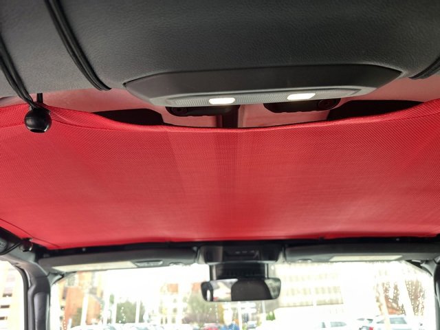 Used 2024 Jeep Wrangler Unlimited Rubicon image 16