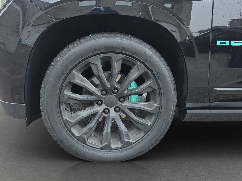 Used 2024 GMC Yukon XL Denali w/ Denali Reserve Package image 4