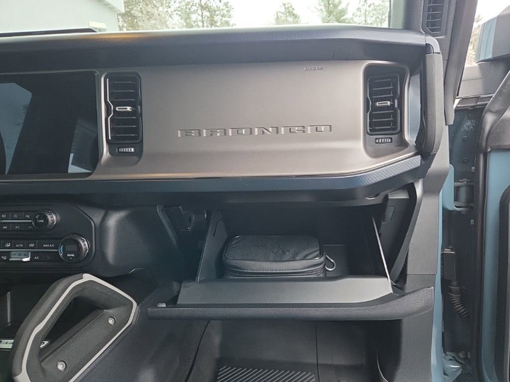 Used 2021 Ford Bronco Outer Banks image 40