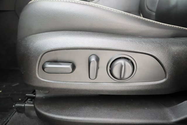 Used 2019 GMC Acadia Denali w/ LPO, Floor Liner Package image 9