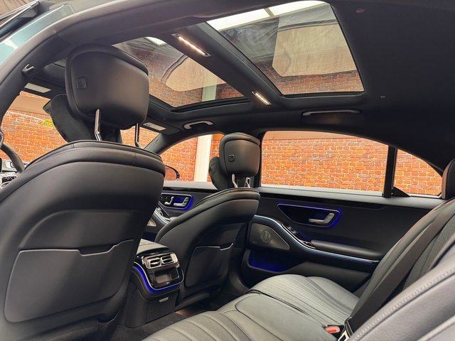 Used 2025 Mercedes-Benz S 500 S 500 image 24