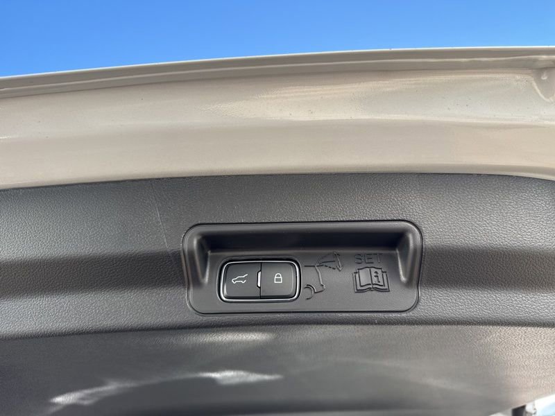 New 2026 Ford Explorer Active image 14