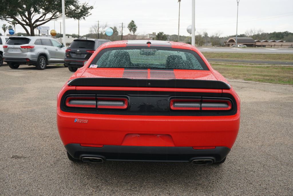 Used 2020 Dodge Challenger SXT w/ Blacktop Package image 8