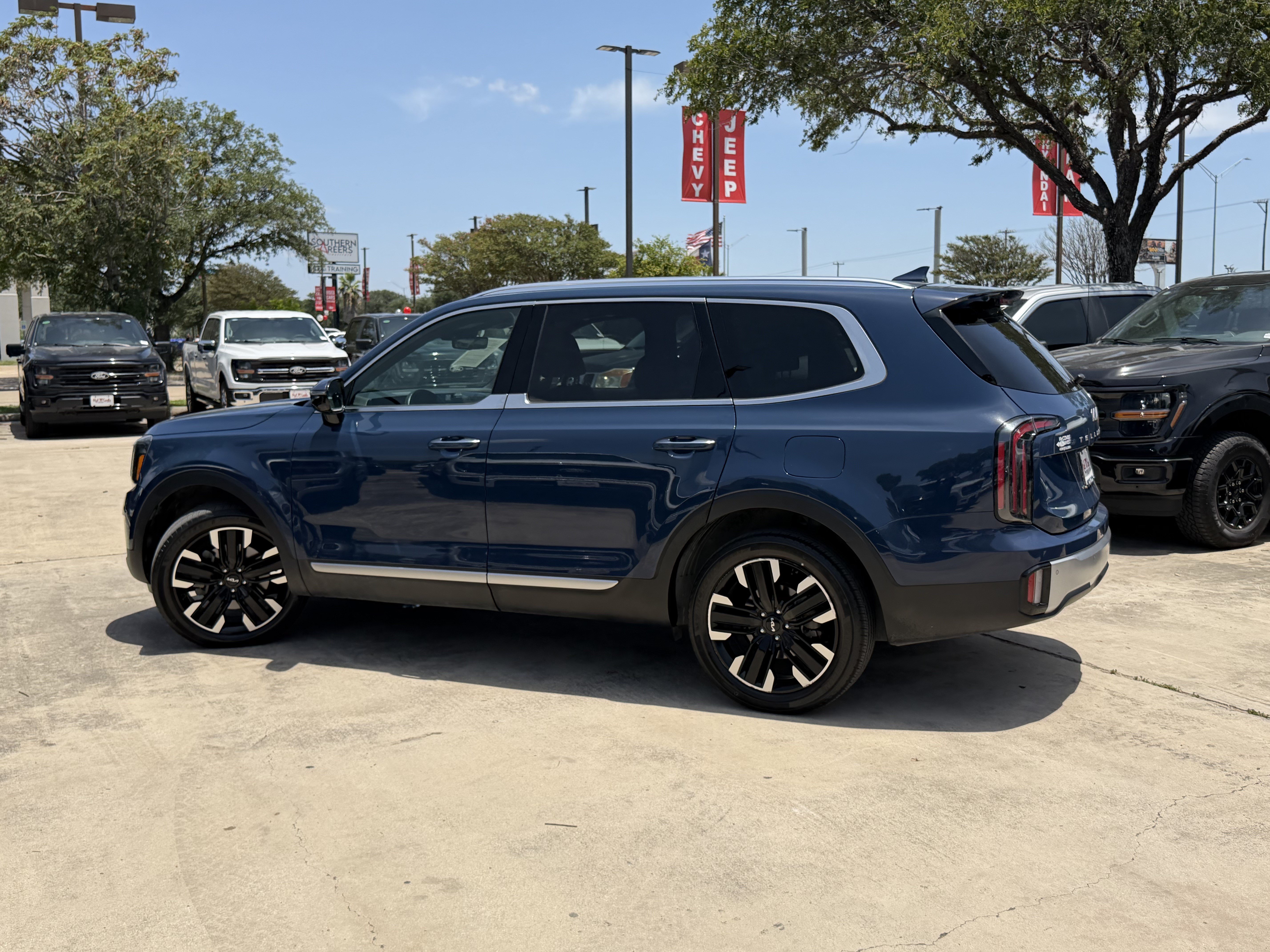 Used 2024 Kia Telluride SX Prestige AWD/4WD image 10