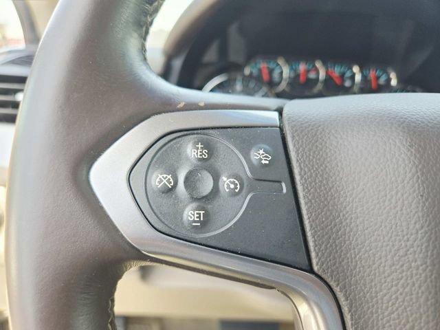 Used 2015 Chevrolet Suburban LT RWD image 23