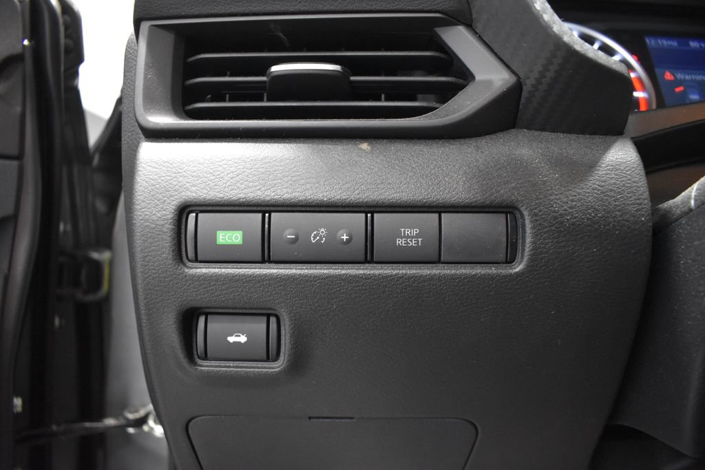 Certified 2023 Nissan Sentra S FWD image 17