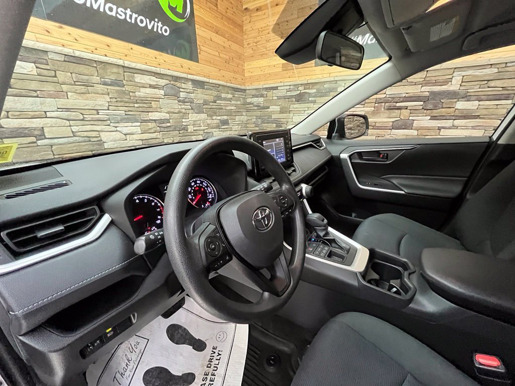 Used 2019 Toyota RAV4 LE w/ All Weather Liner Package AWD/4WD image 25