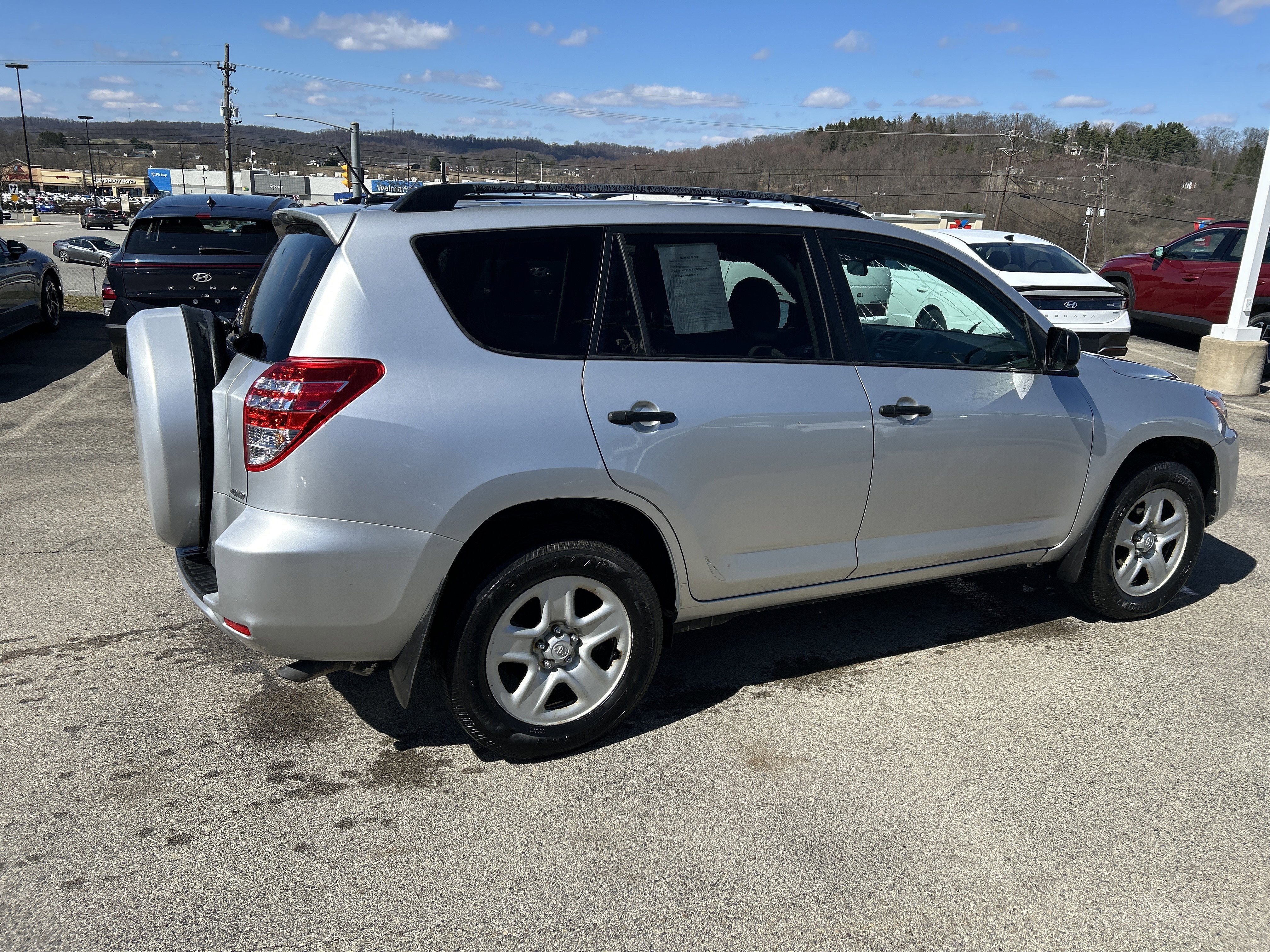 Used 2012 Toyota RAV4 4WD w/ Value Pkg image 5