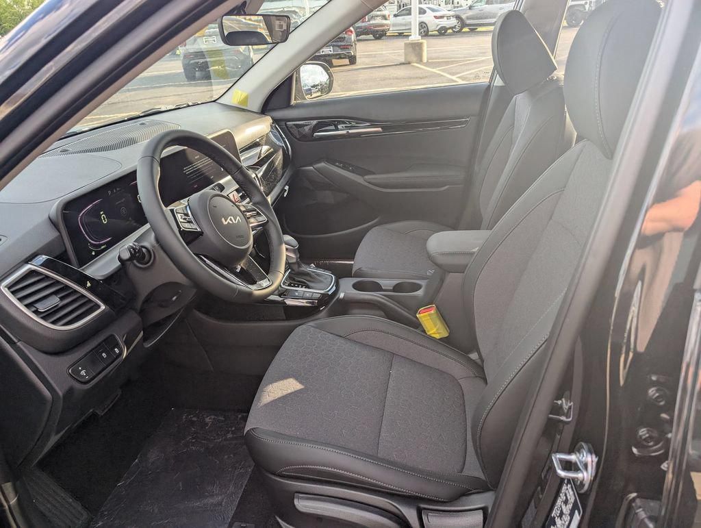 New 2026 Kia Seltos S AWD/4WD image 13