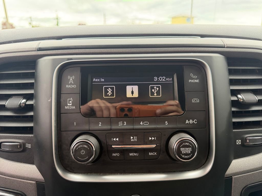 Used 2018 RAM 1500 Express image 46